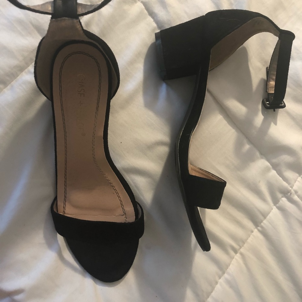 Short Block Heels - Picture 3 of 4